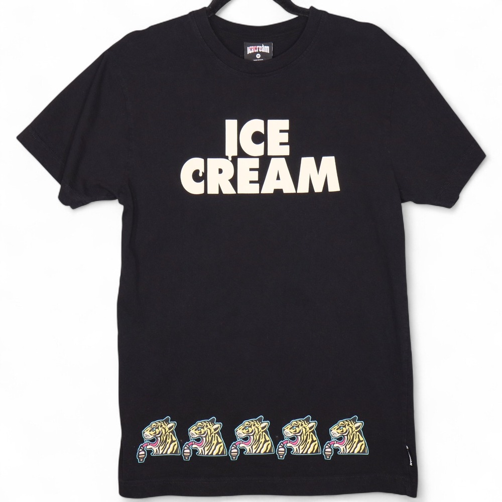 Ice Cream Graphic T-Shirt Size M Black Graphic Print Short Sleeve Crew Neck Tee